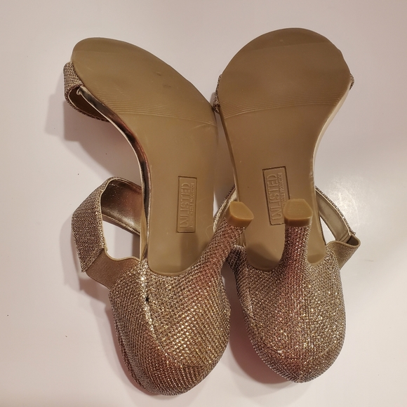 🦨Unlisted by Kenneth Cole Little Middle gold sz 7 - Picture 6 of 6